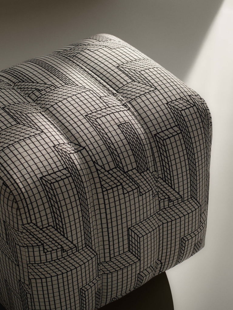 Studio Pouf
